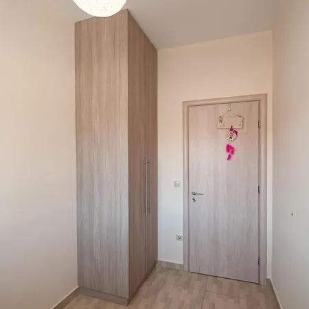 Saint Francis Apartment